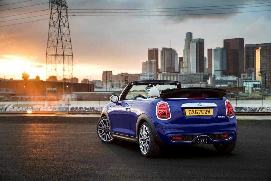  Mini Cooper S Cabrio (F57) 2018 года  (WW) (фото 87 из 222)